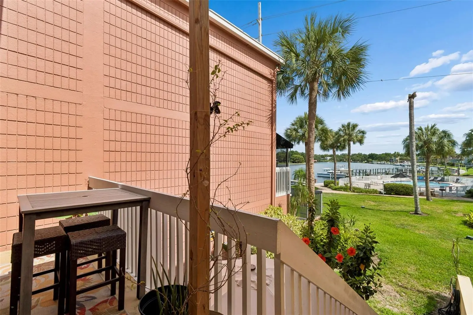 2424 Tampa Bay Boulevard, FL