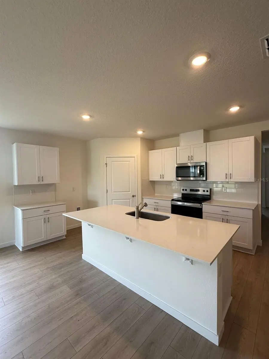876 Britton Loop, FL