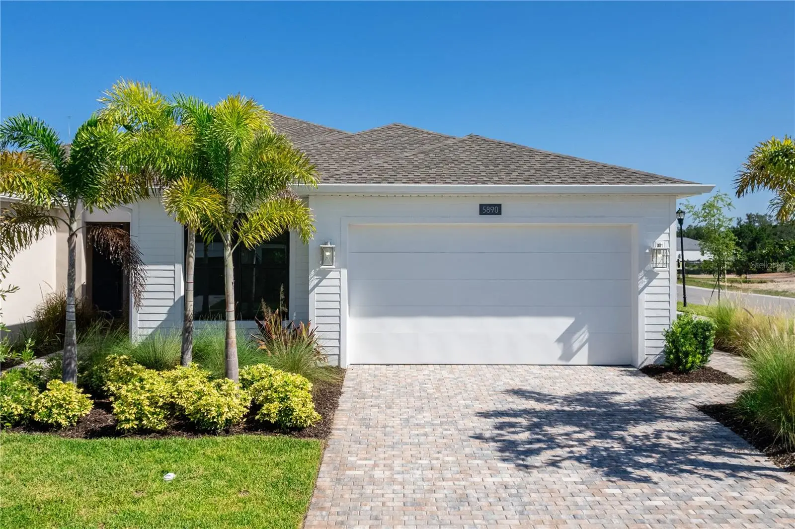 5890 Windbreak Court, FL