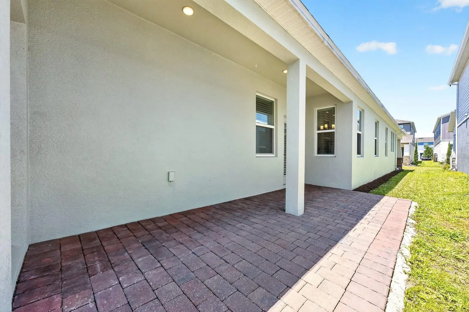 606 Dogfish Lane, FL