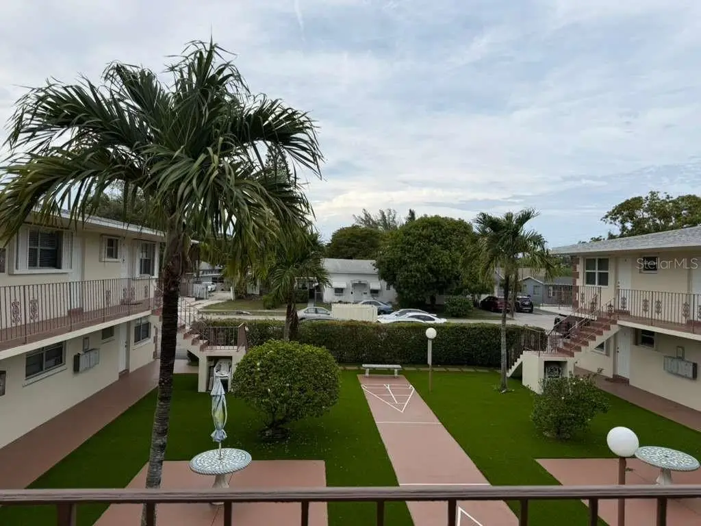 1710 Mckinley Street, FL