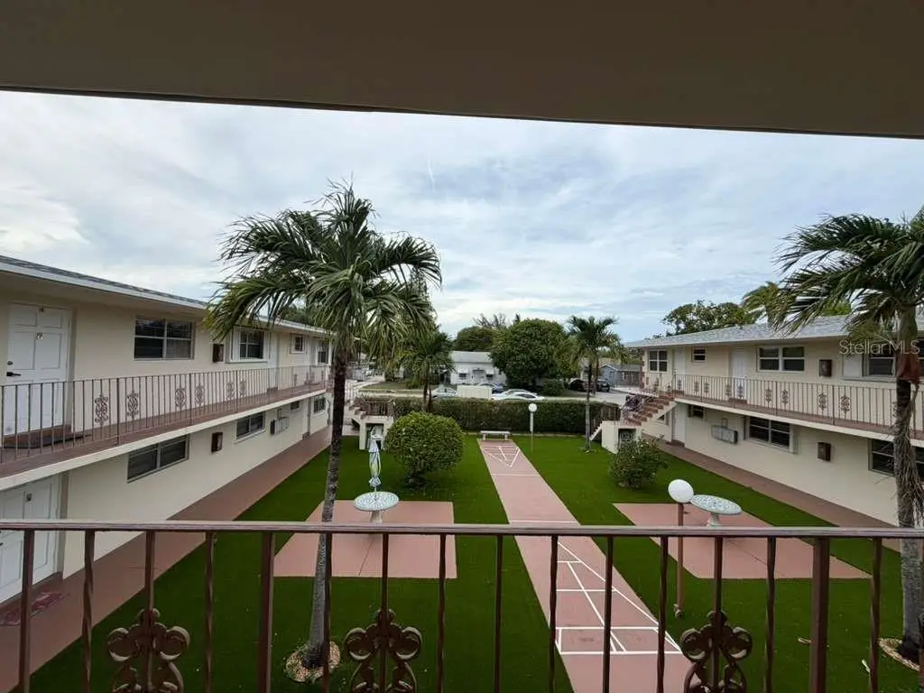 1710 Mckinley Street, FL