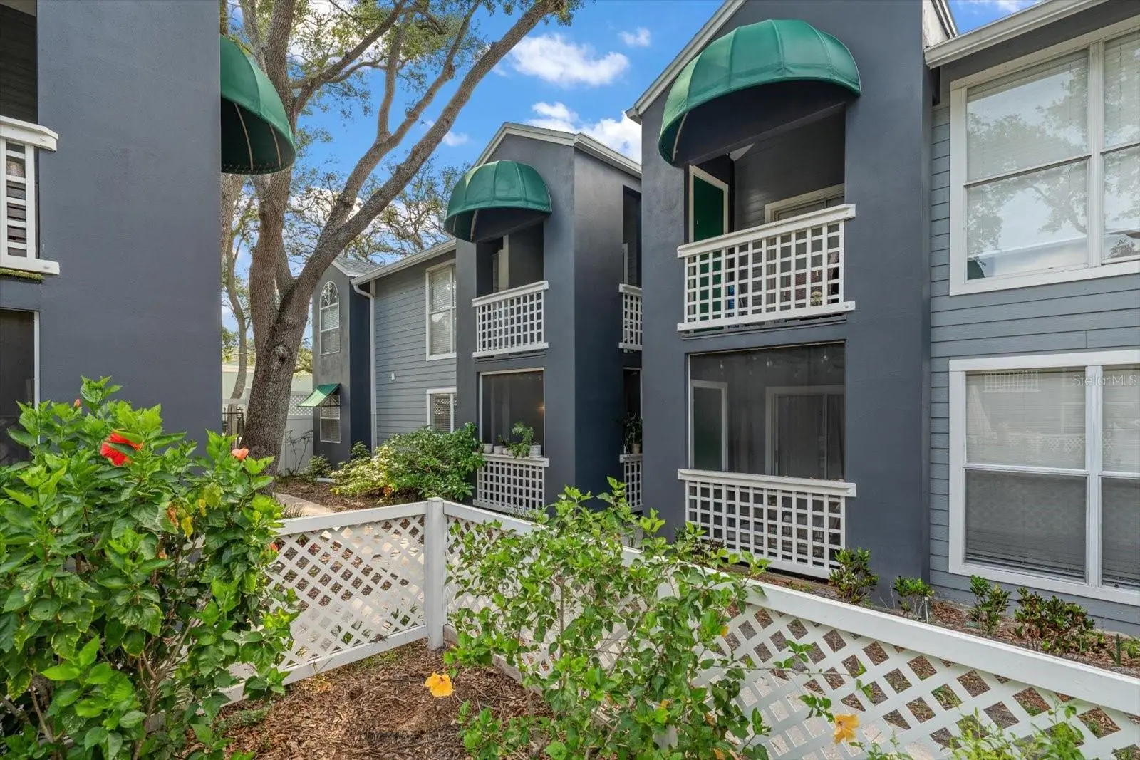606 Albany Avenue, FL