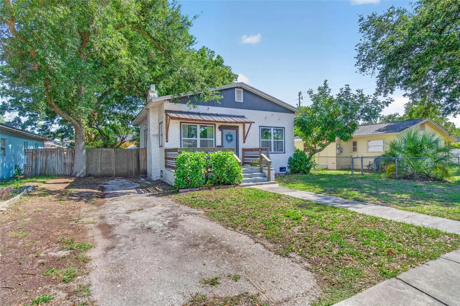 4556 Yarmouth Avenue, FL