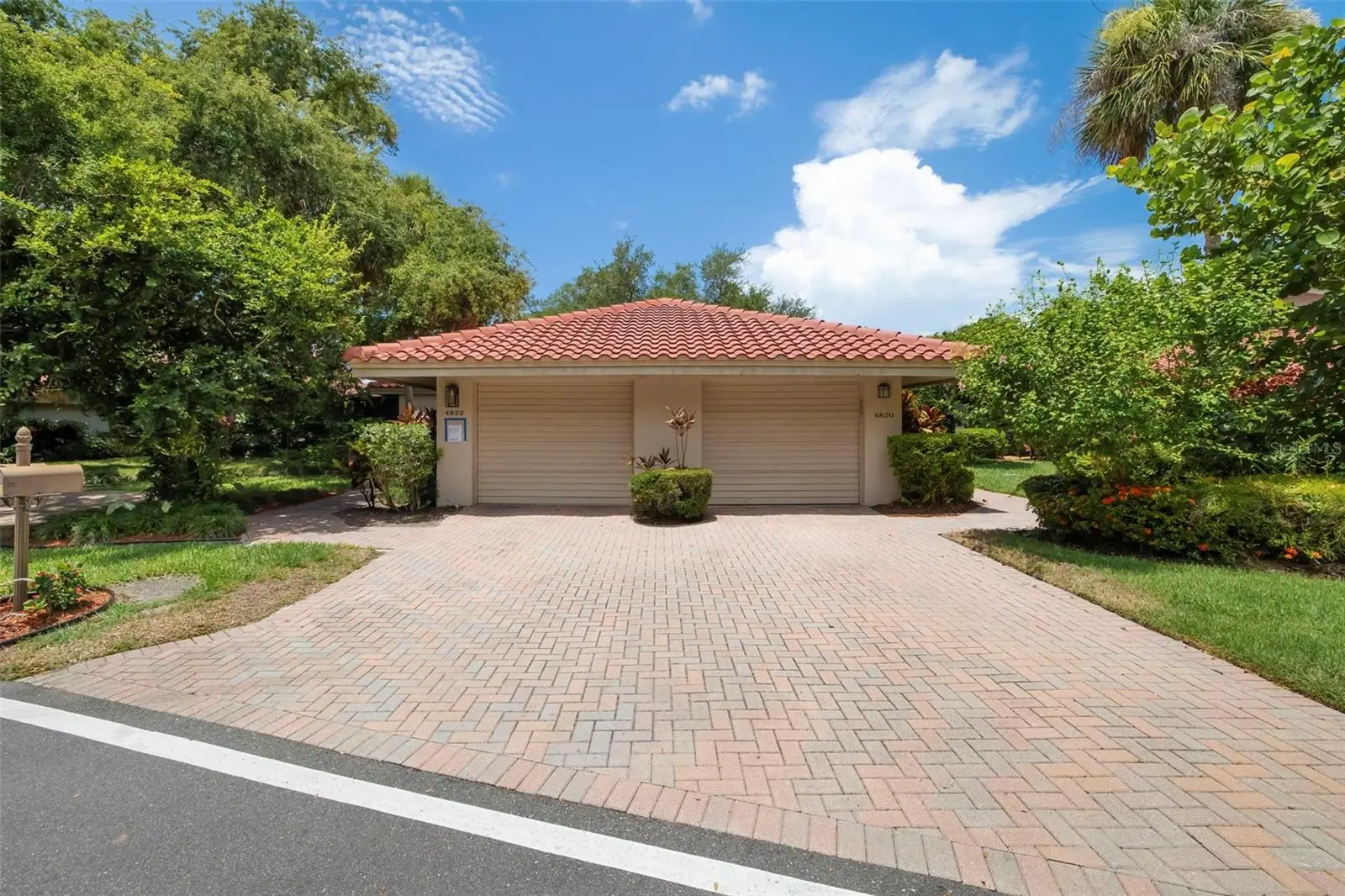 4820 Kestral Park Circle, FL