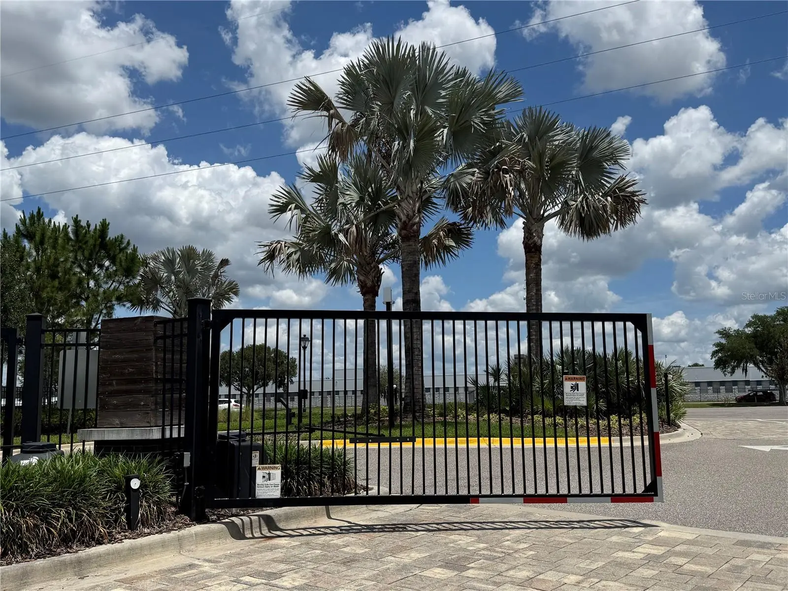 30596 Thunderbird Drive, FL