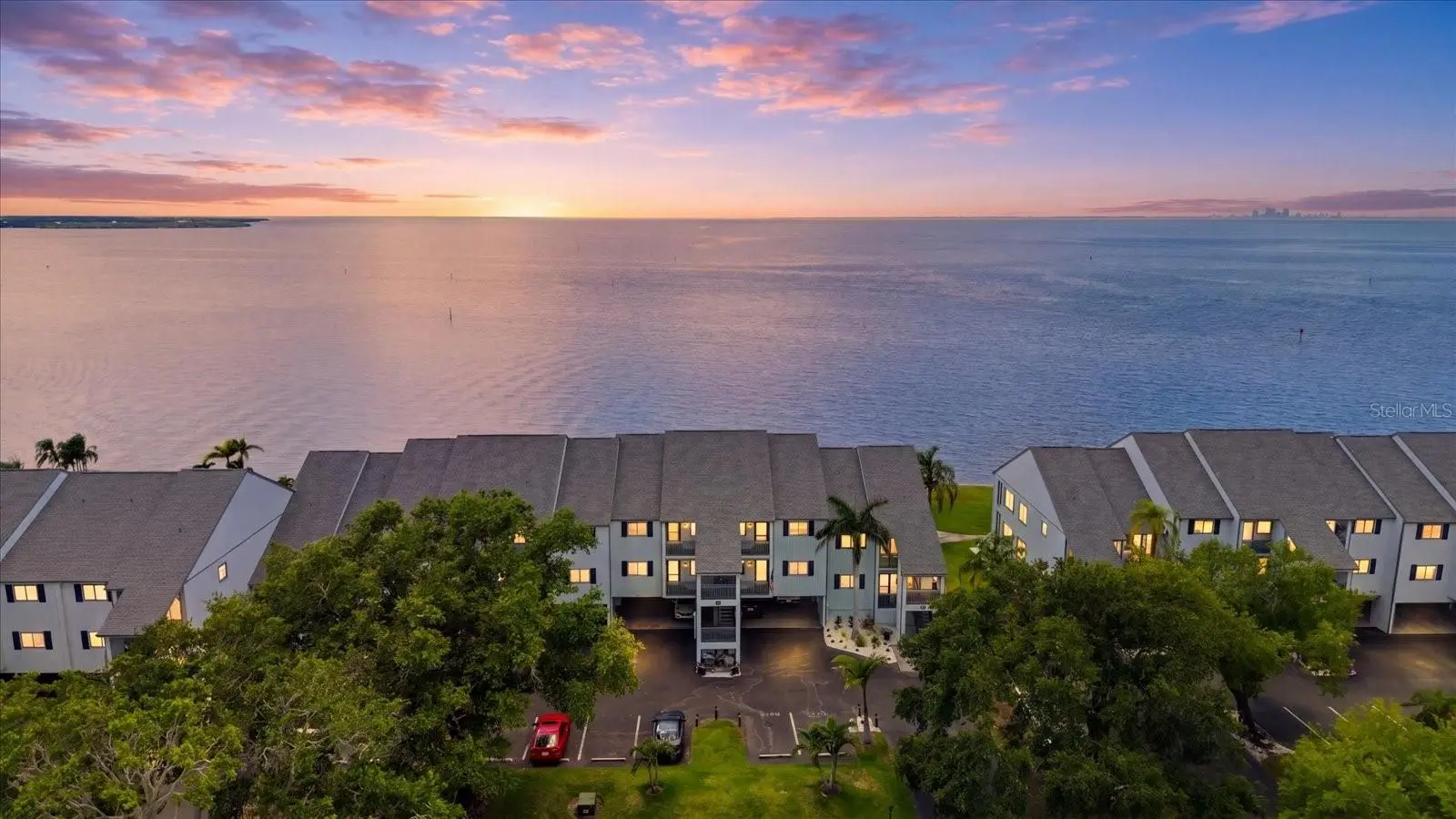 818 Bahia Del Sol Drive, FL