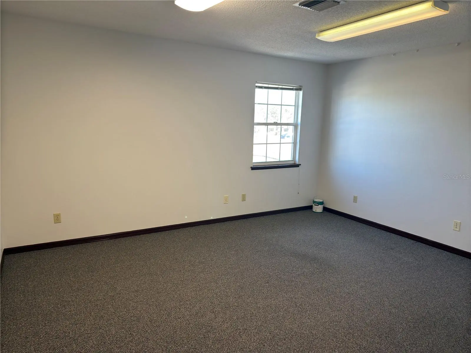 949 Tamiami Trail, FL