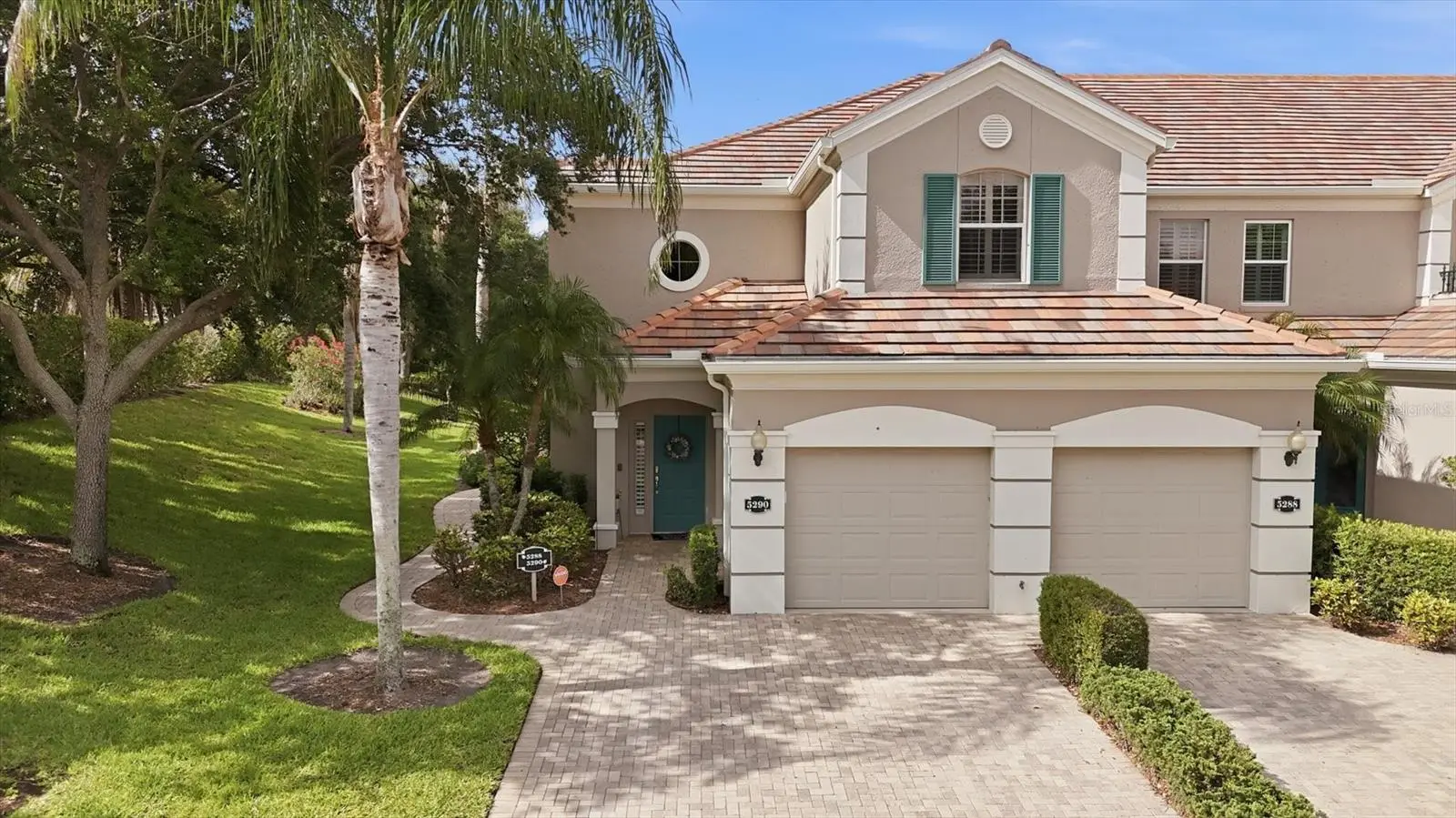 5290 Descanso Court, FL