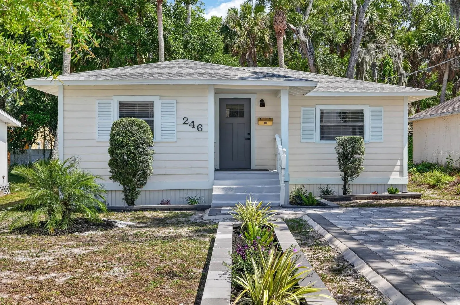 246 Willow Place, FL