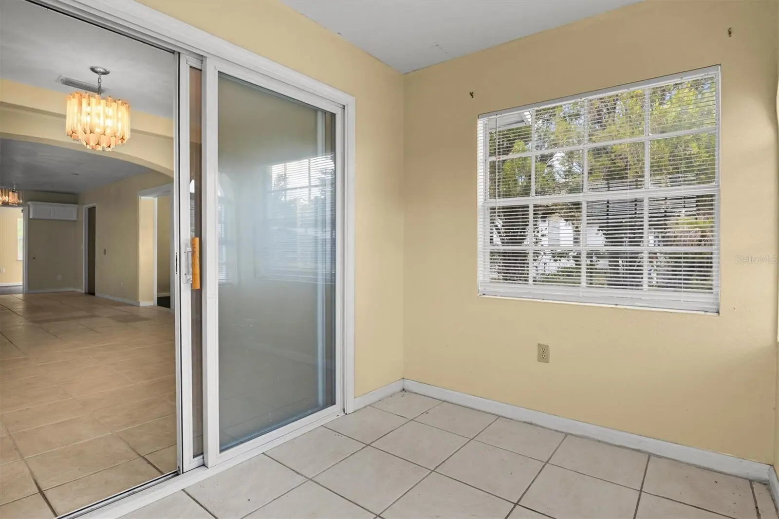 844 Chamberlain Boulevard, FL