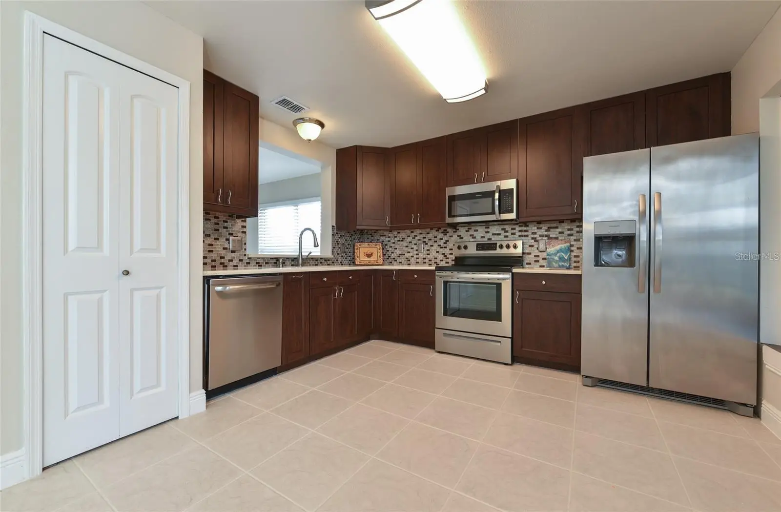 9551 Chandon Drive, FL