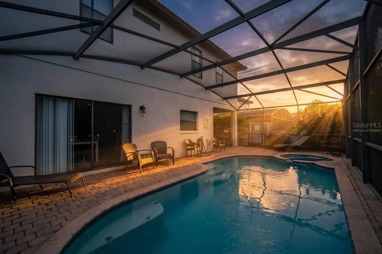 16609 Caribbean Breeze Way, FL