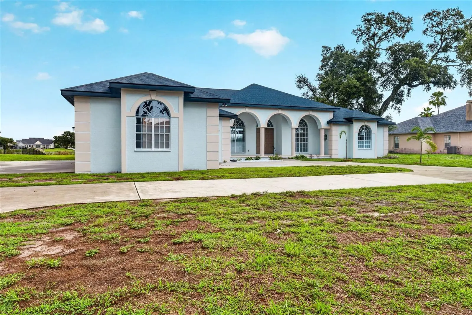8911 Riverlachen Way, FL