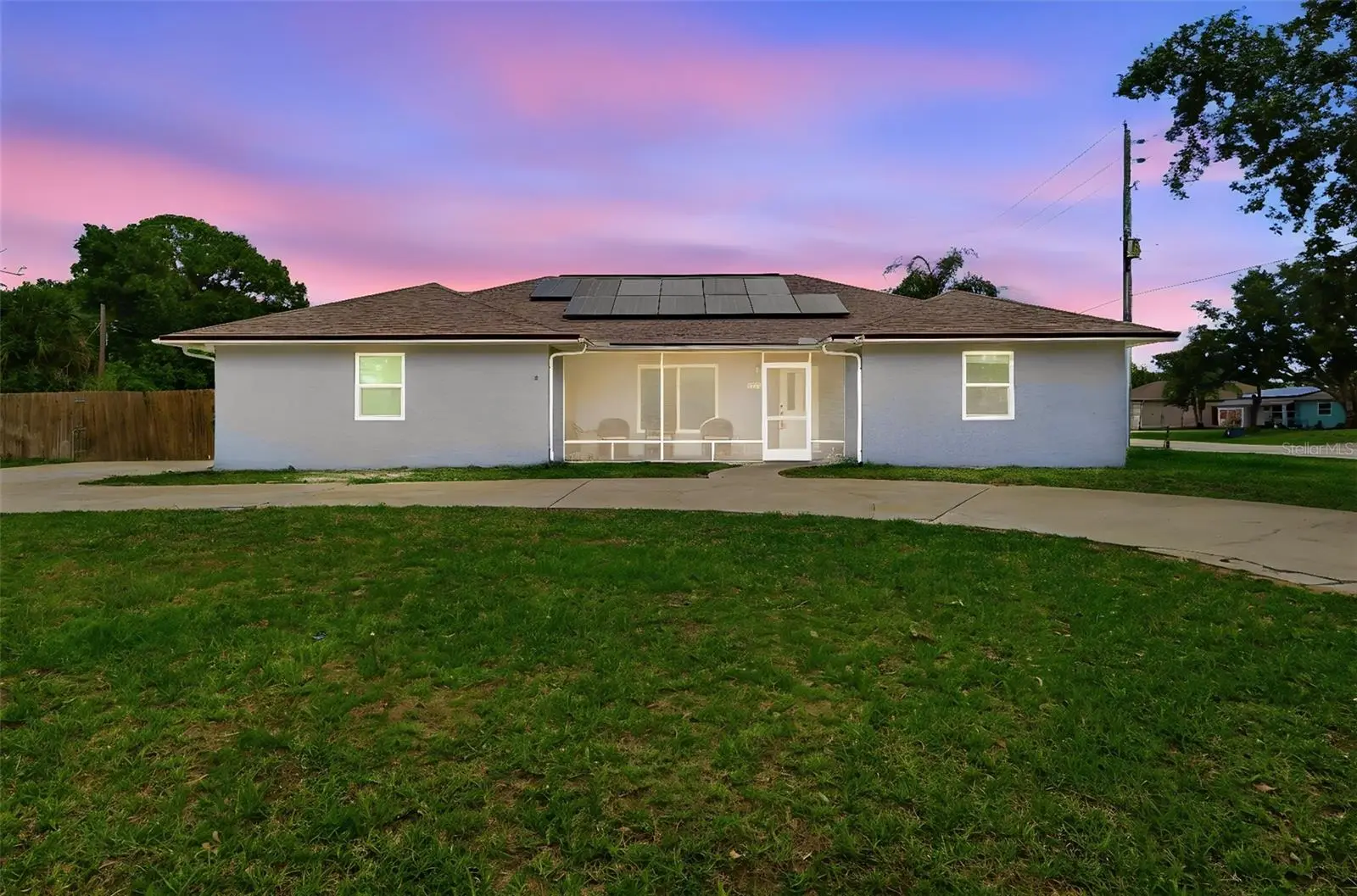 602 Lake Drive, FL