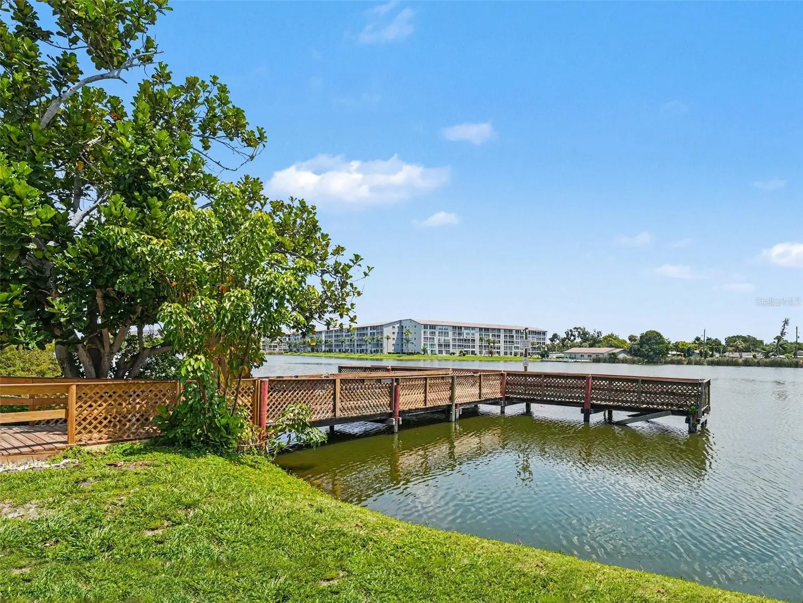 3801 Lake Bayshore Drive, FL