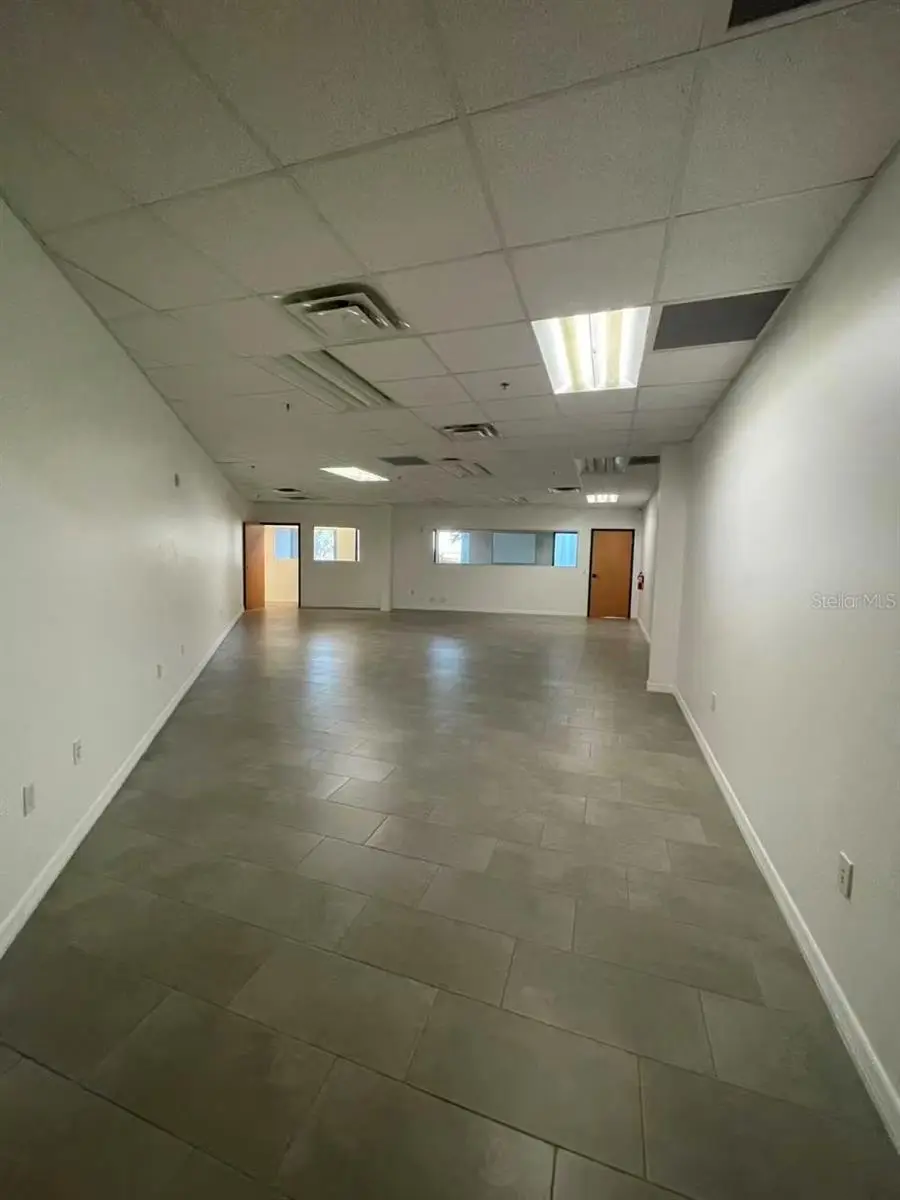 7075 Kingspointe Parkway, FL