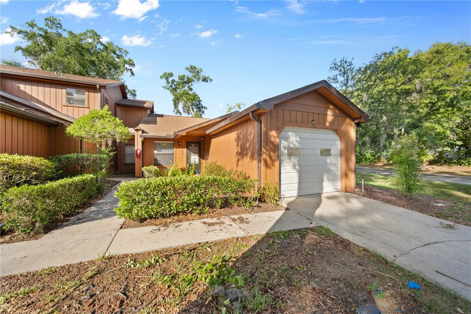 2701 10th Street, FL