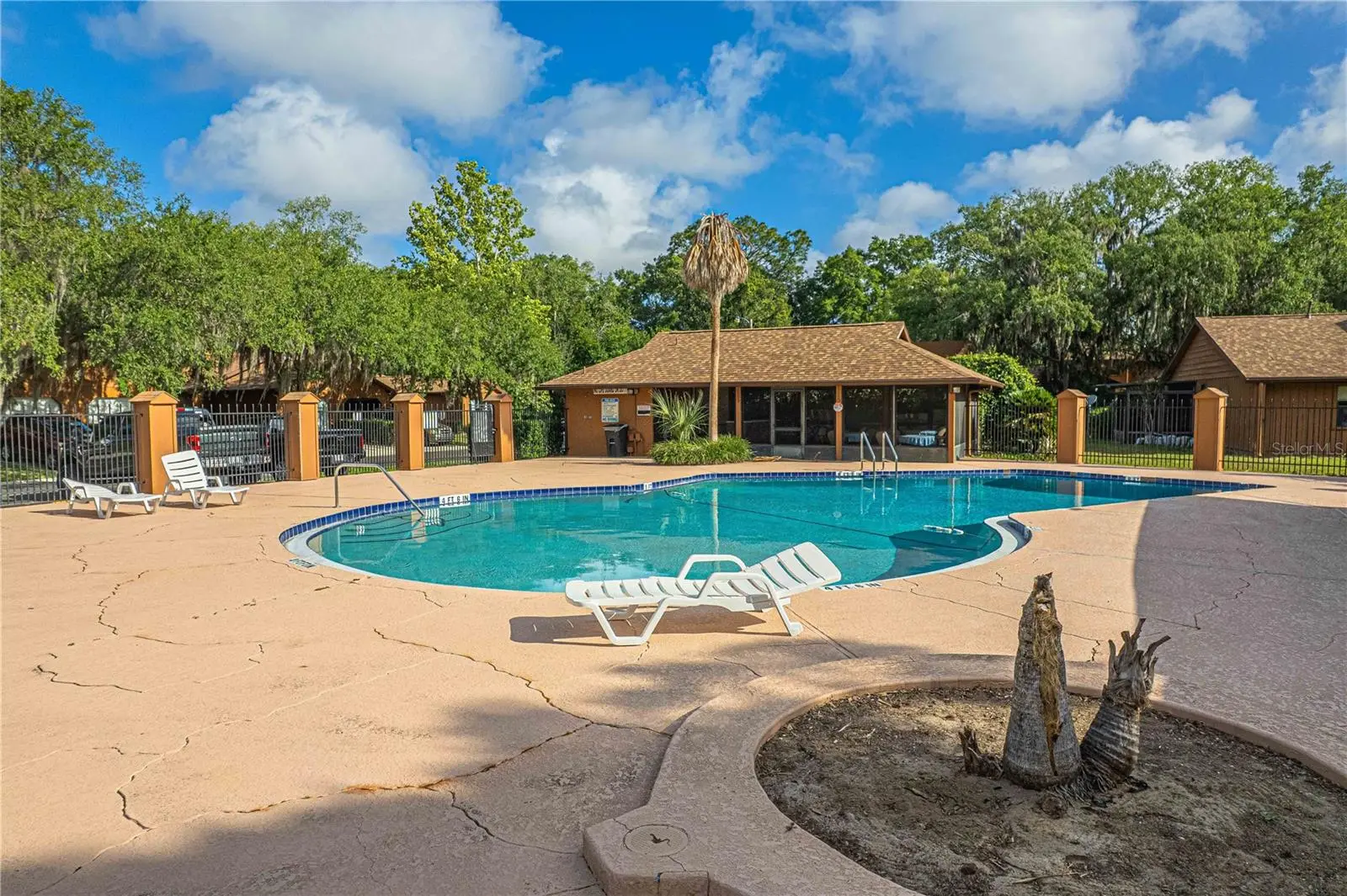 2701 10th Street, FL
