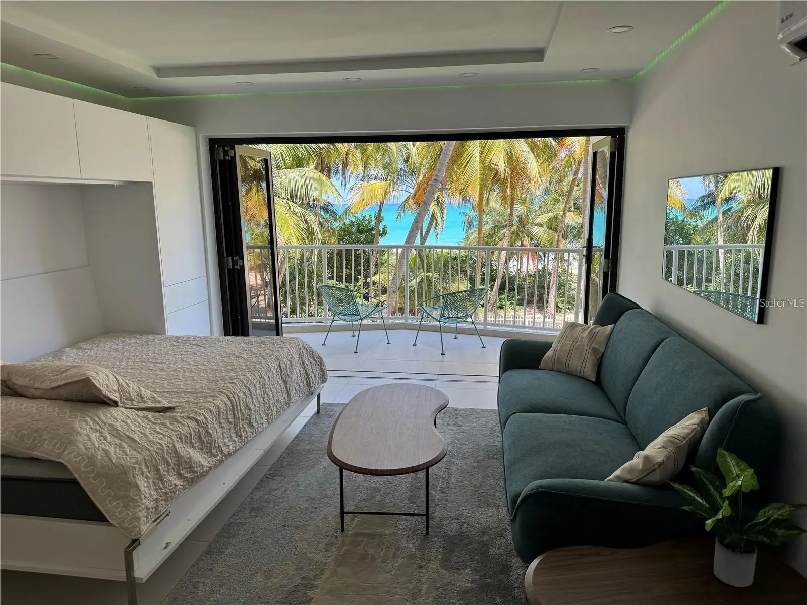 4633 Ave Isla Verde, PR