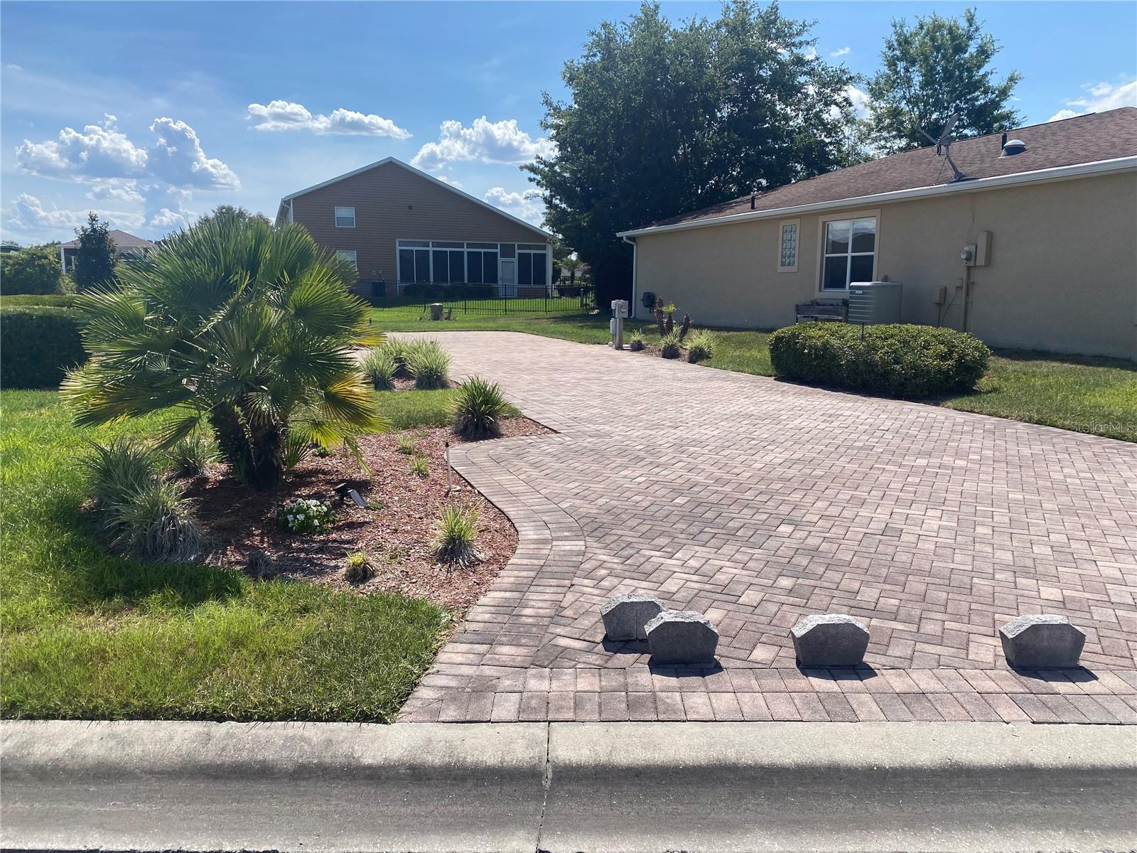 368 Motorcoach Drive, FL