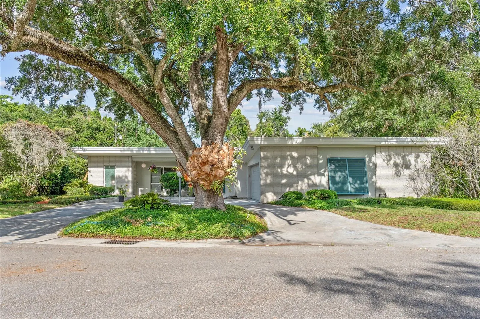 338 Blue Heron Drive, FL