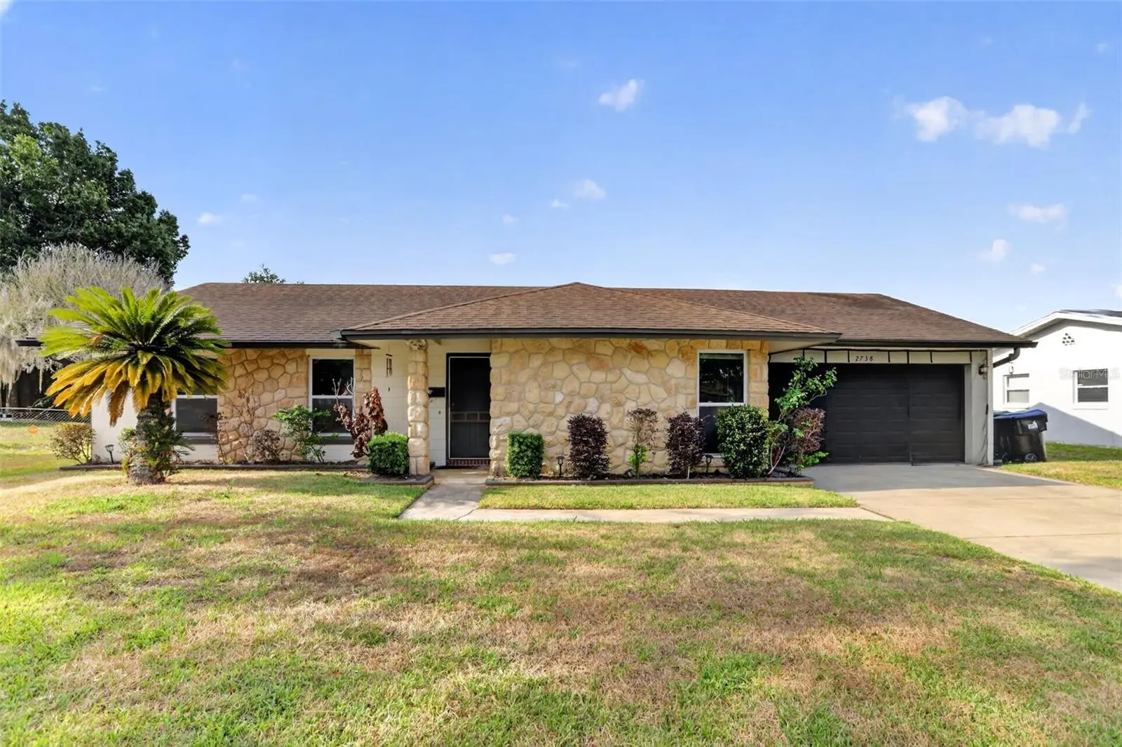 2738 Fireside Court, FL