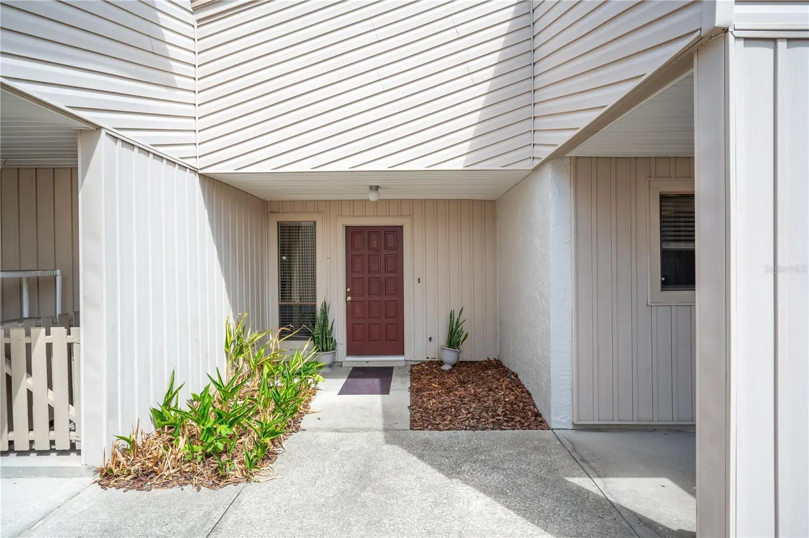 4231 Oak Loop, FL