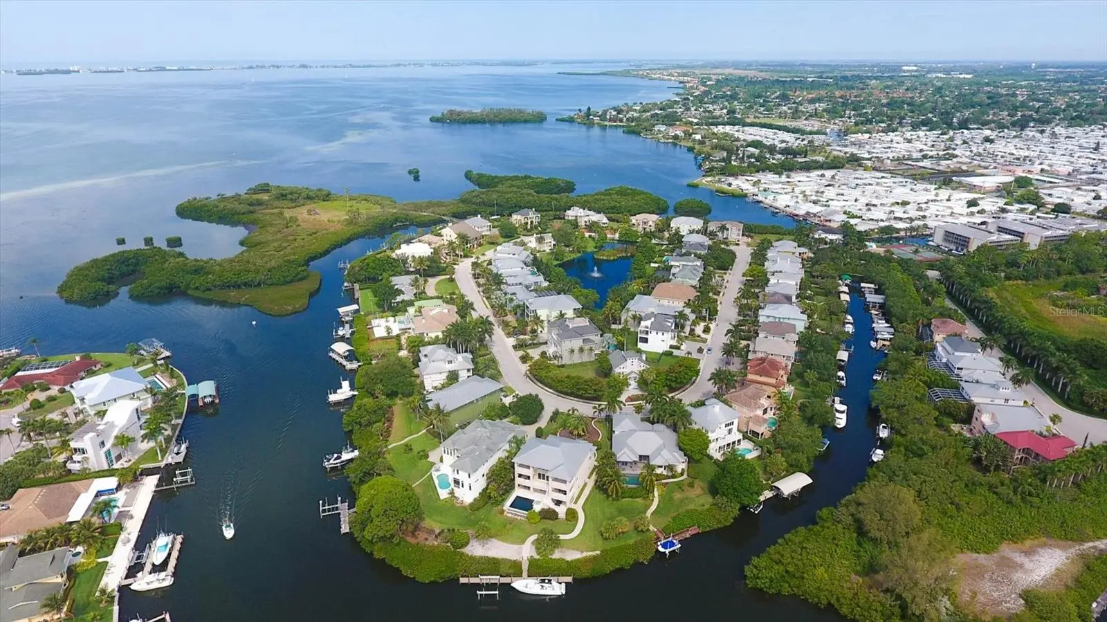 7107 Hawks Harbor Circle, FL