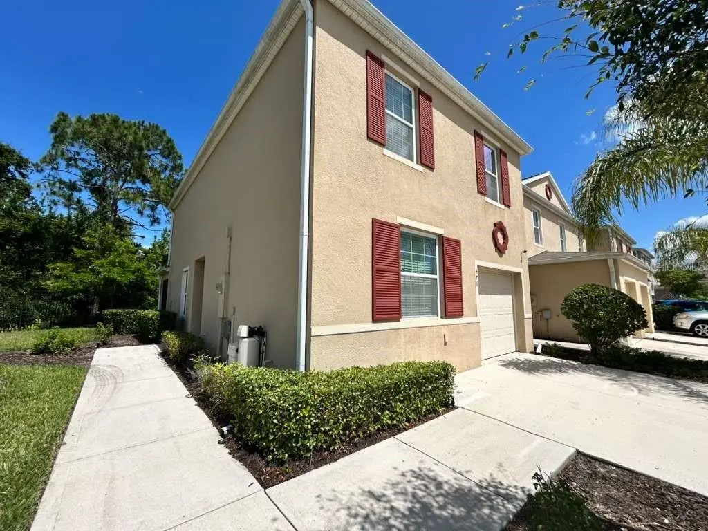 471 Arbor Lakes Dr