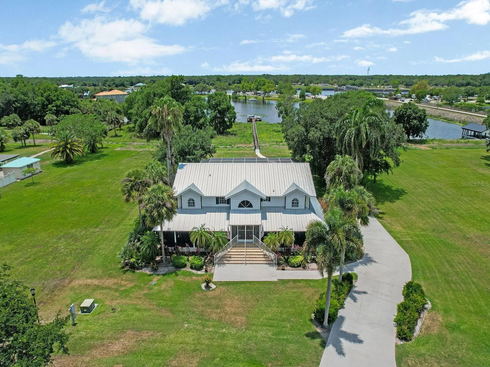 16270 Forest Mist Court, FL