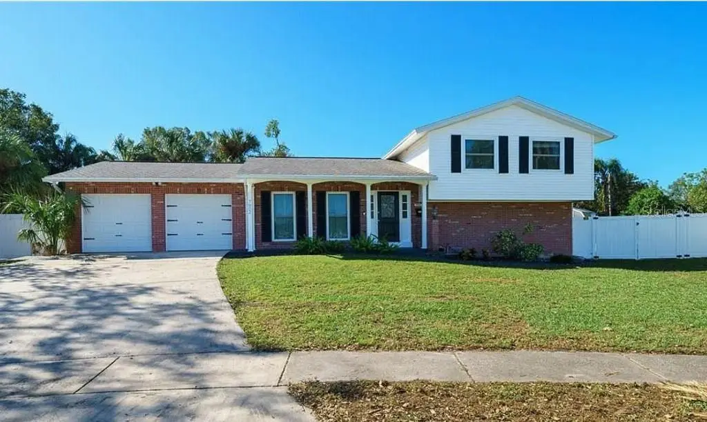 7002 Danewood Court, FL