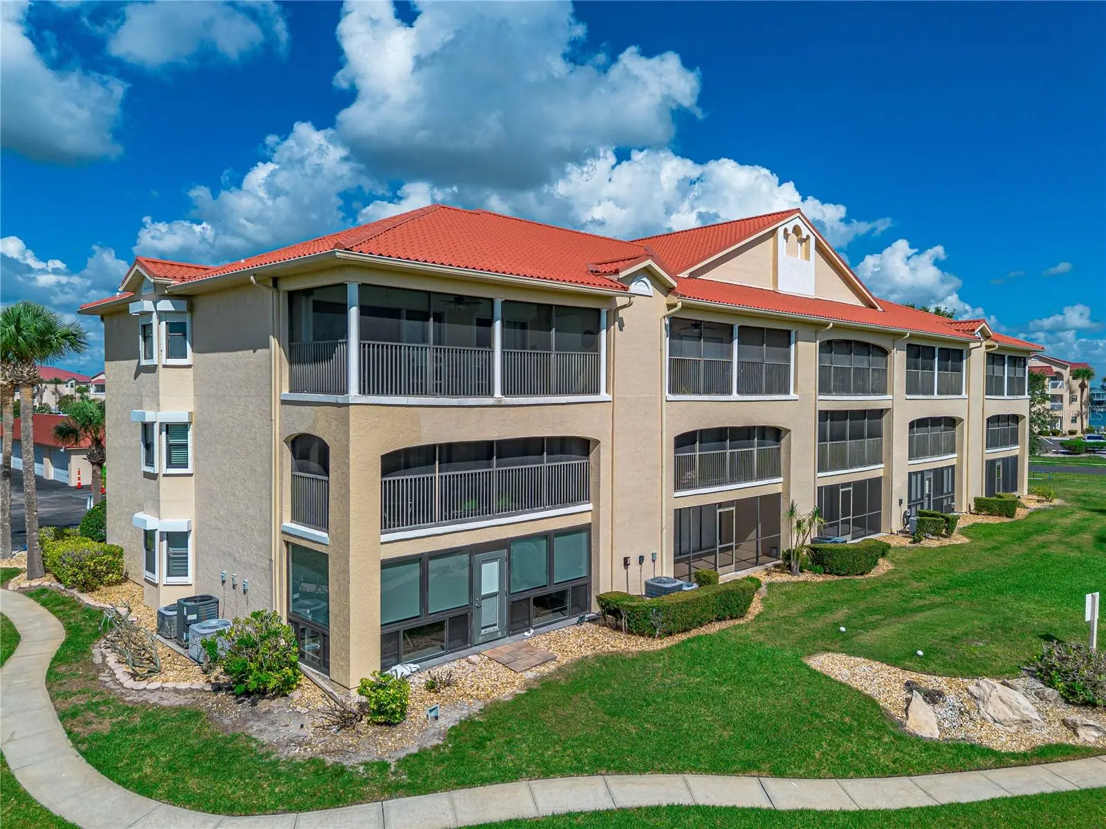 443 Bouchelle Drive, FL