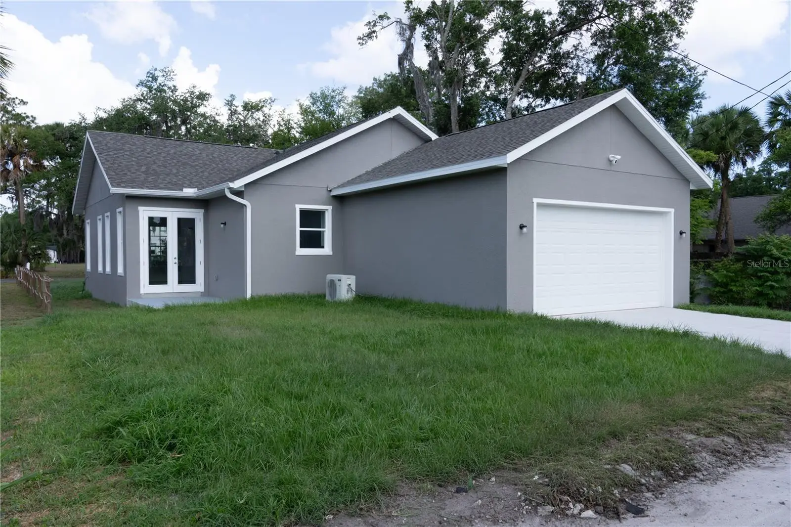 1115 Hickory, FL