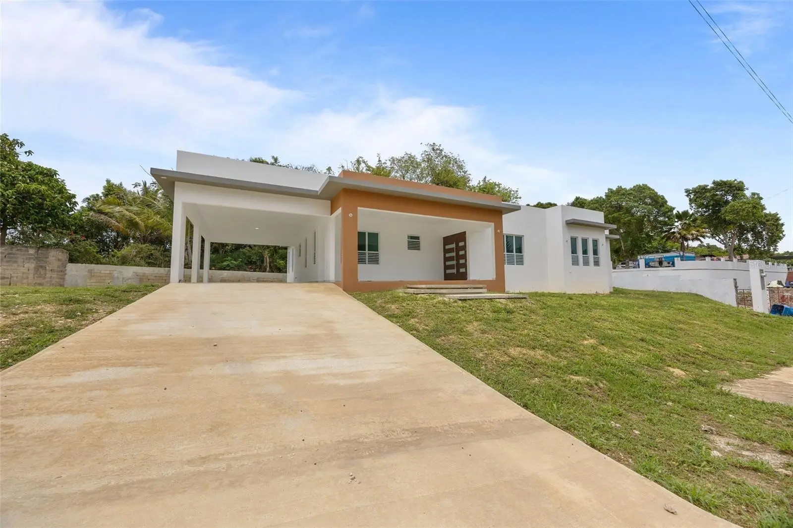 Solar 2 Villa Alemeria Marcel, PR