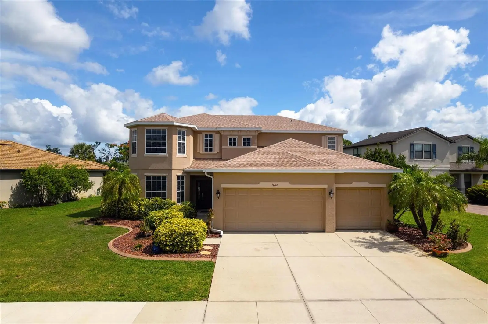1762 Bottlebrush Way, FL