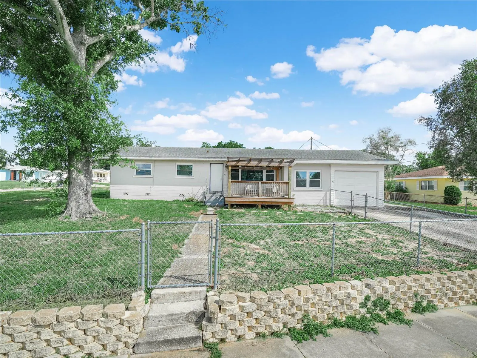 231 Ridge Manor Drive, FL