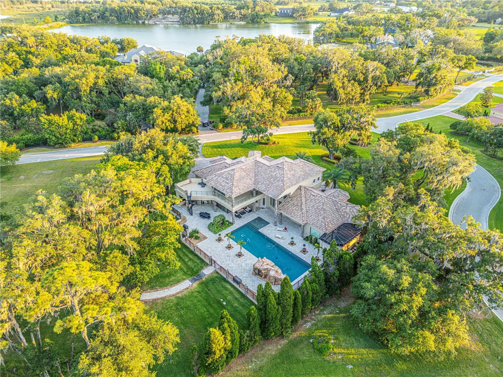 410 Canterwood Drive, FL