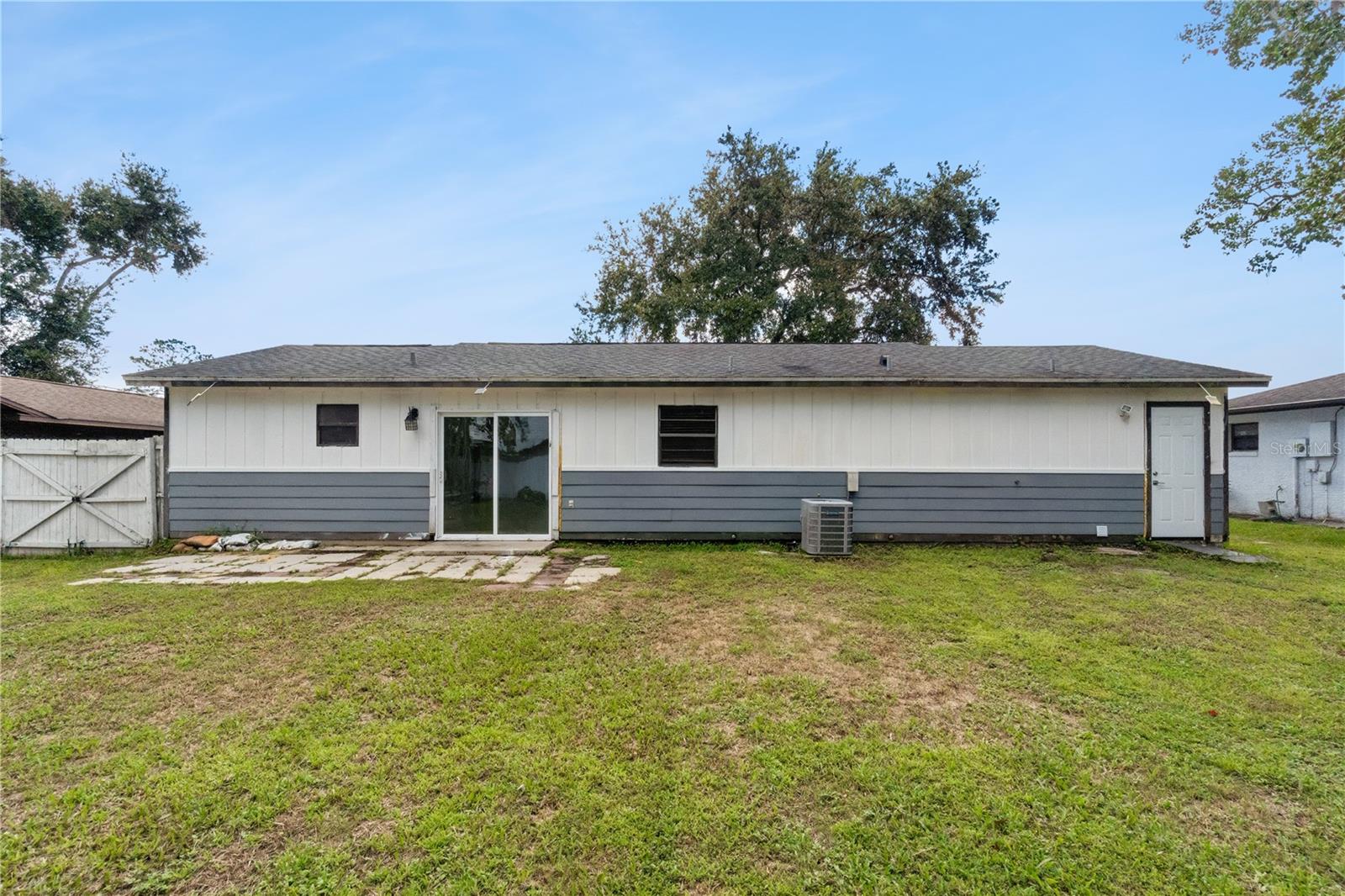 648 Floridian Drive, FL