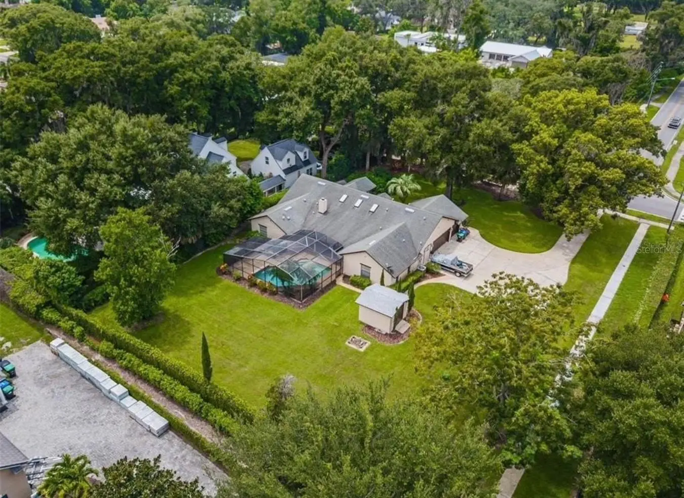 1407 Hempel Avenue, FL