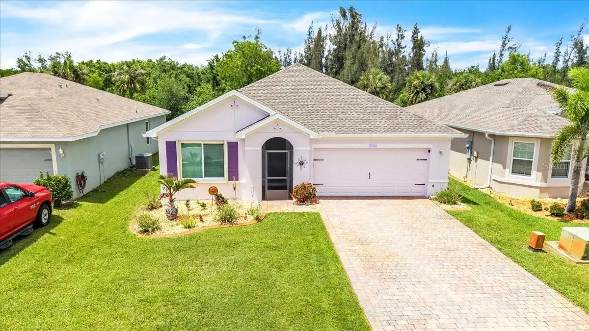 27932 Arrowhead Circle, FL