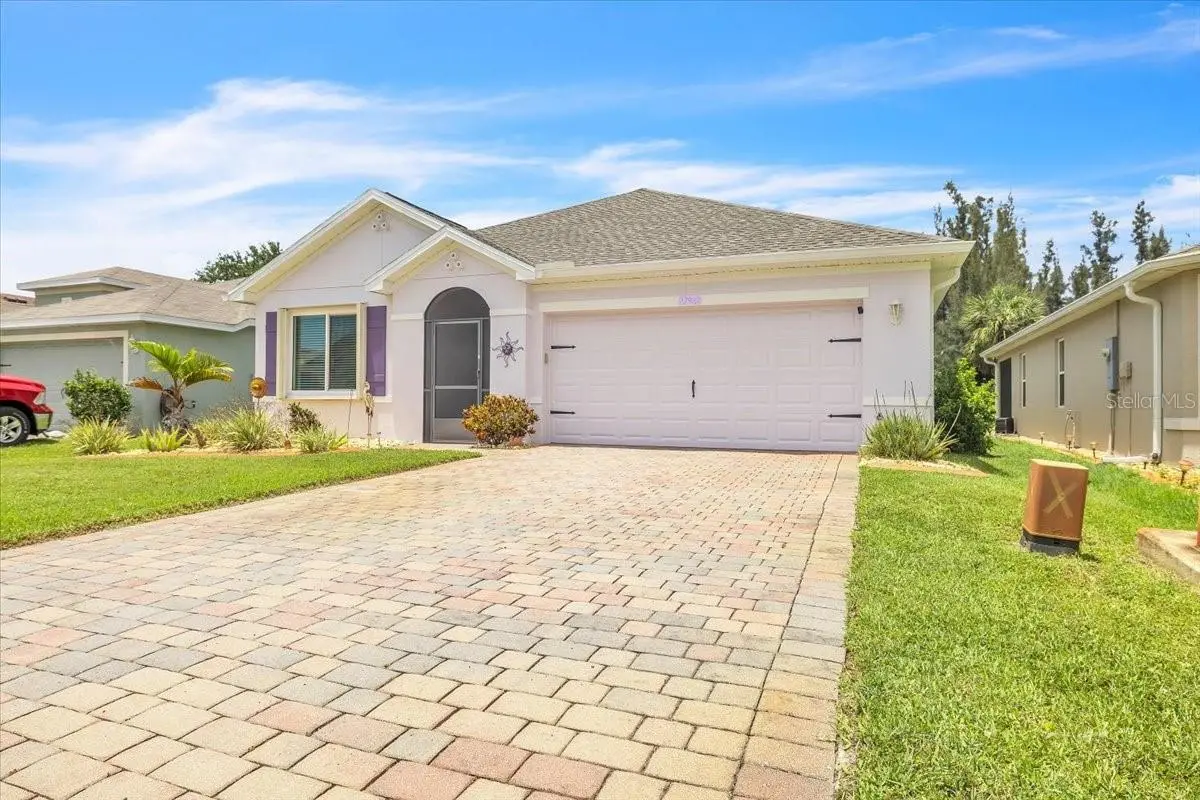 27932 Arrowhead Circle, FL