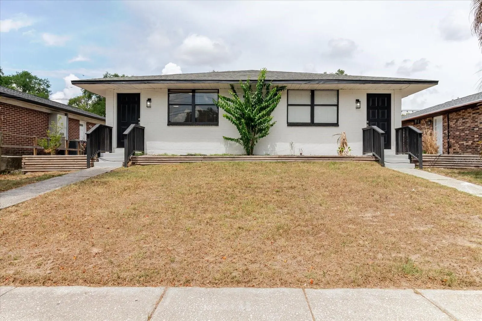 1134-1136 Gilmore Avenue, FL