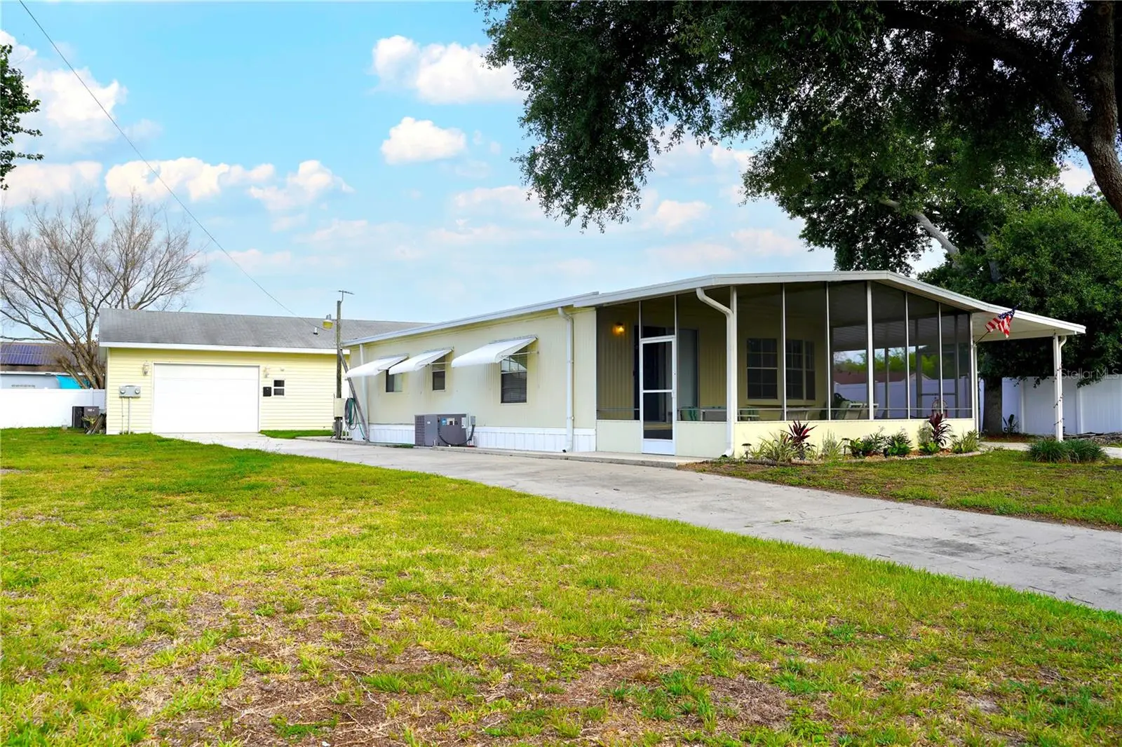5747 Lake Fox Drive, FL