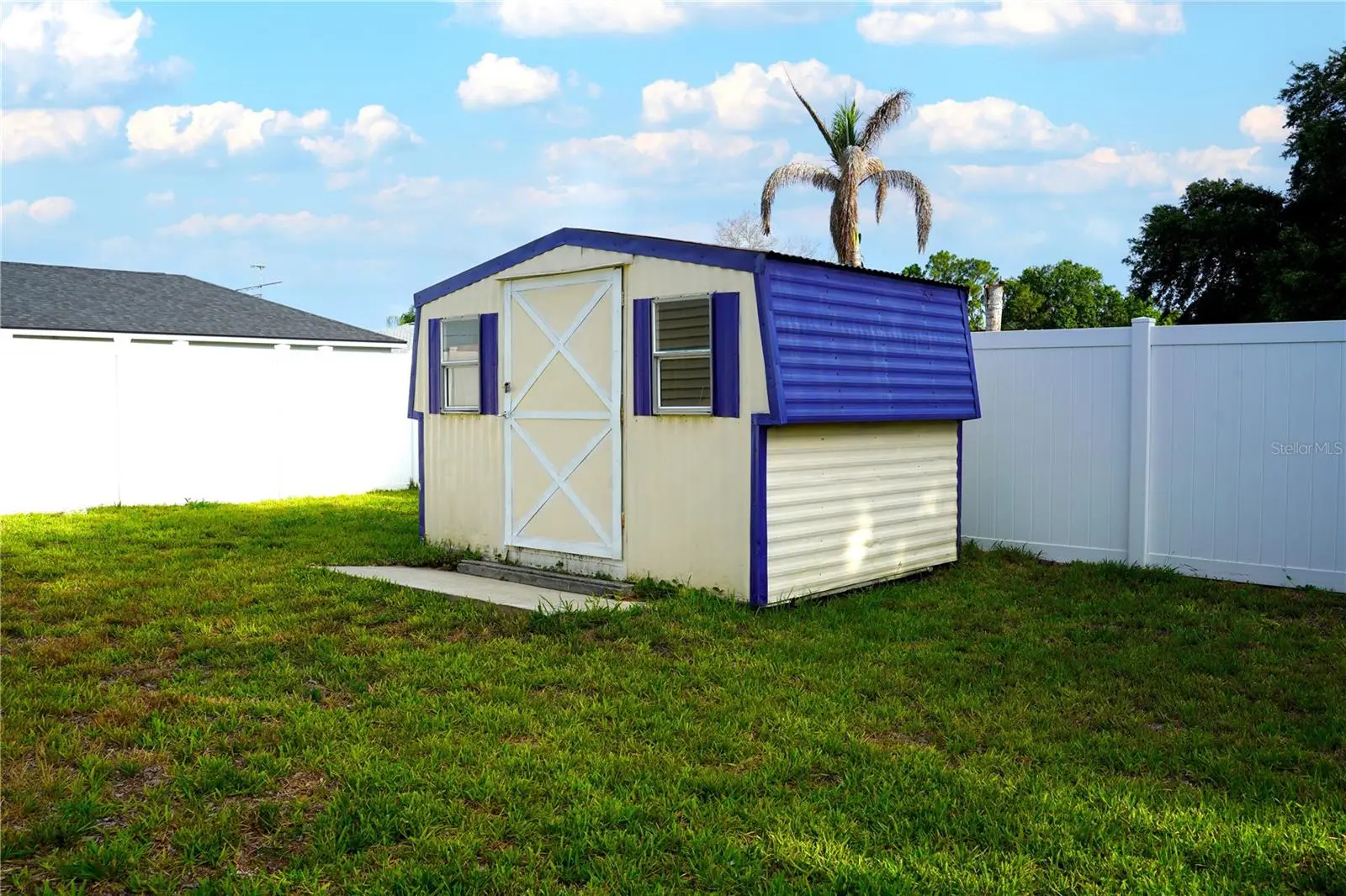 5747 Lake Fox Drive, FL