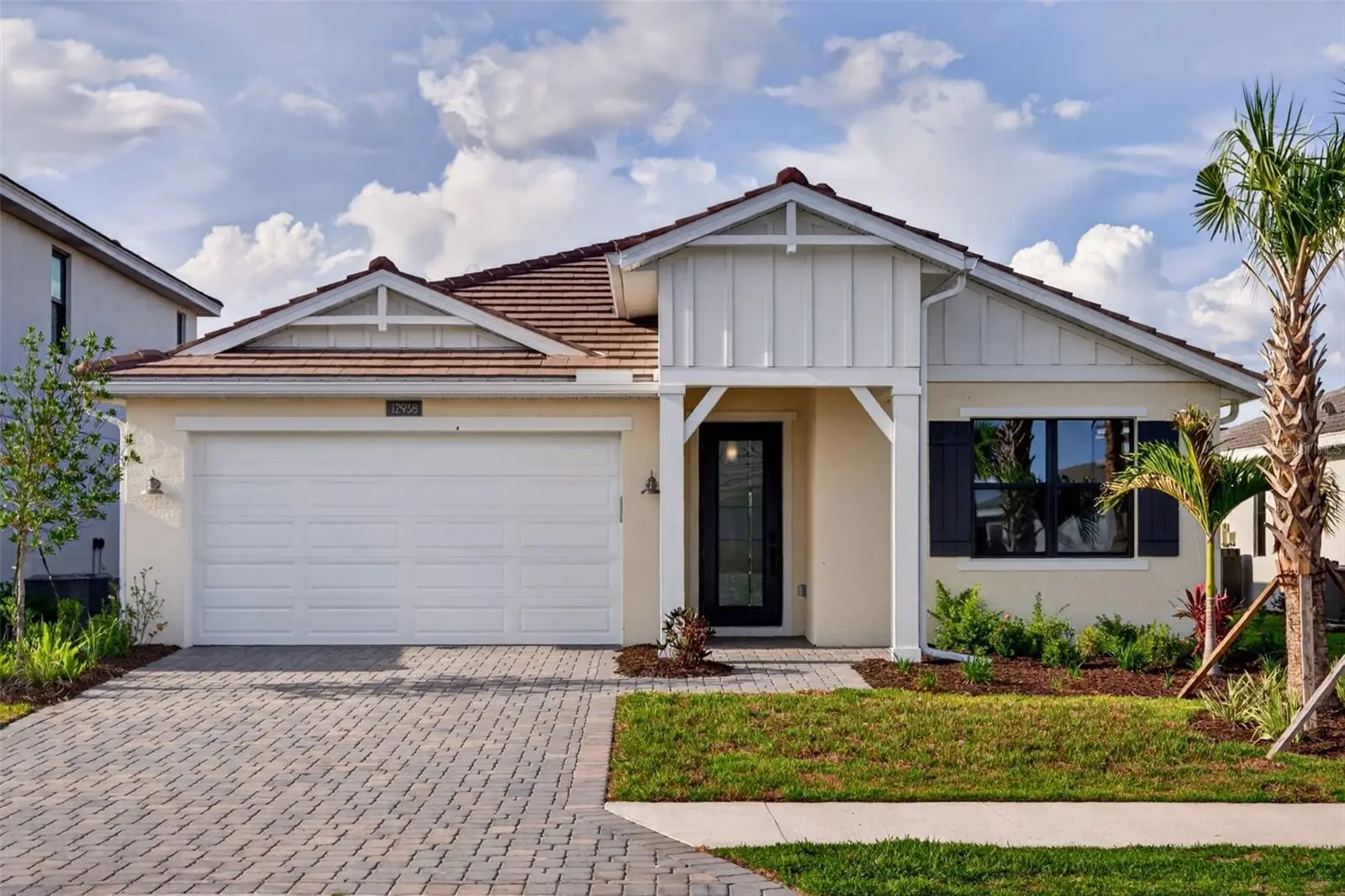 12938 Pinnacle Lane, FL