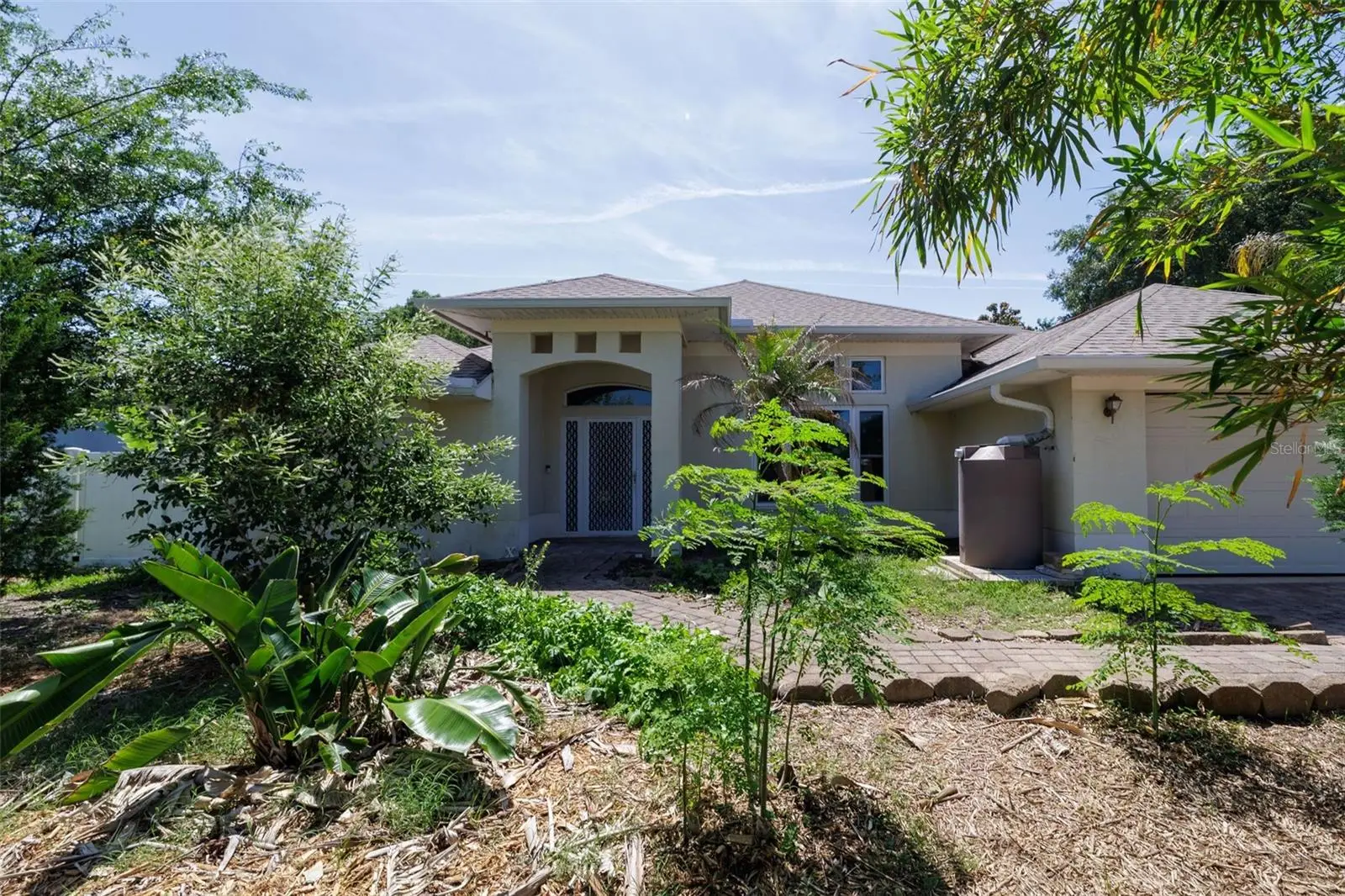 6 Fairhill Lane, FL