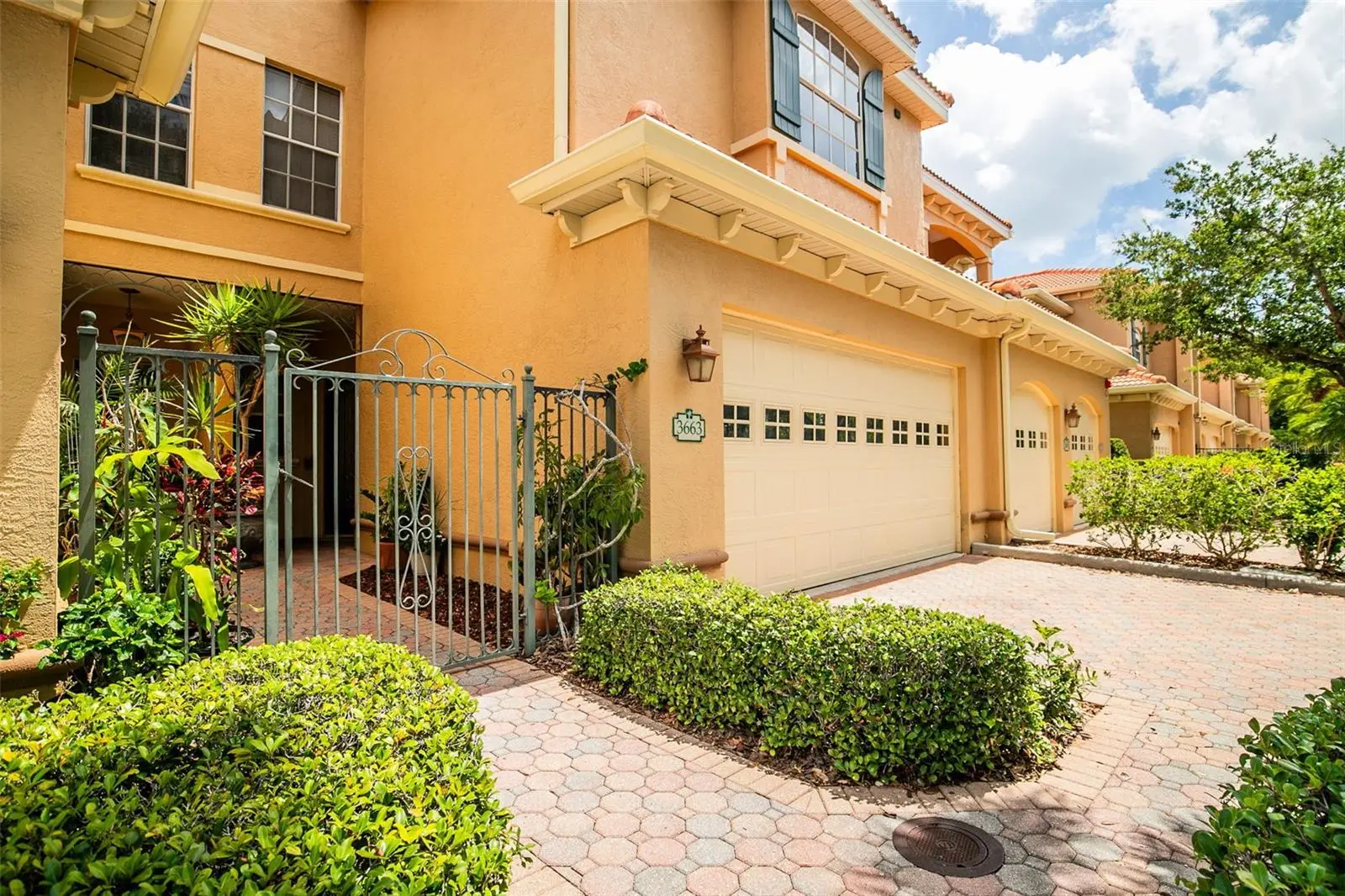 3663 Square West Lane, FL