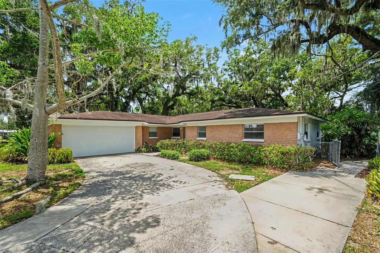 714 Coulter Place, FL