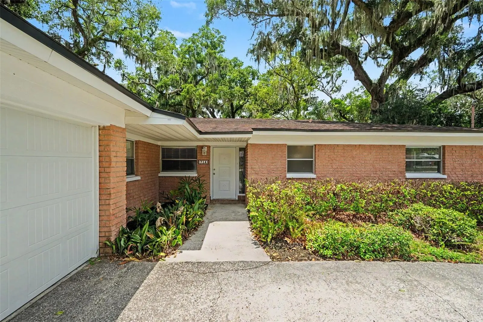 714 Coulter Place, FL